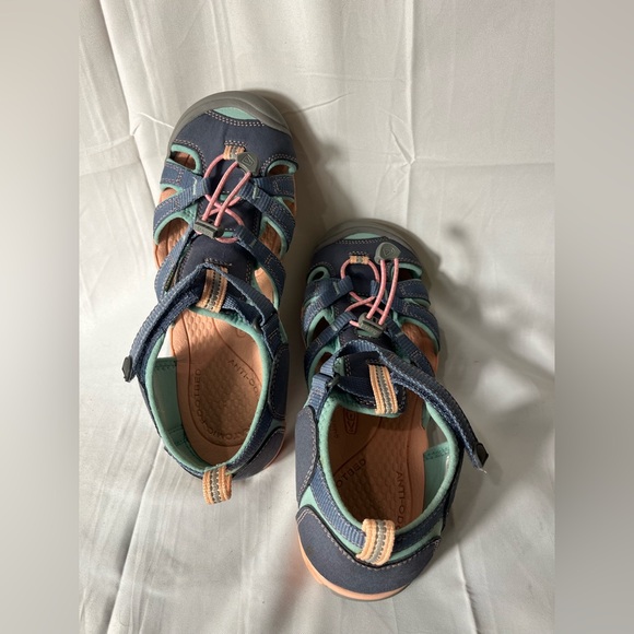 Keen Seacamp II CNX Womens 6 Closed Toe Water Sandals - Picture 4 of 12